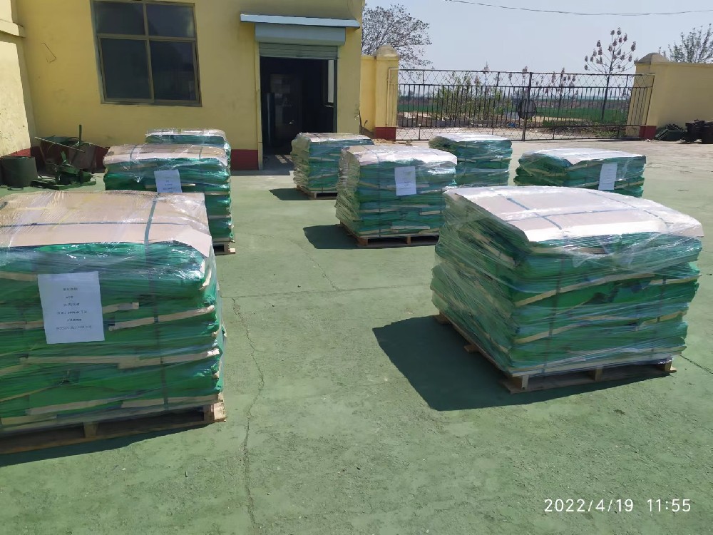 8Mt of Chrome Oxide Green Refractory